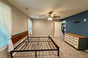 4024 Breckenridge Dr, Hannibal, MO 63401 - Photo 11