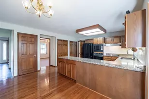 11 Dax Ct, Bridgeton, MO 63044 - Photo 5