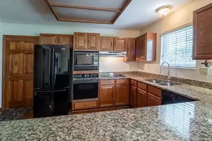 11 Dax Ct, Bridgeton, MO 63044 - Photo 7