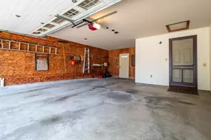 11 Dax Ct, Bridgeton, MO 63044 - Photo 37