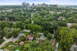 7917 Gannon Ave, University City, MO 63130 - Photo 43
