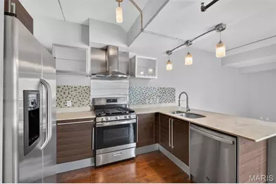 4100 Forest Park Avenue #525, Saint Louis, MO 63108 - Photo 13