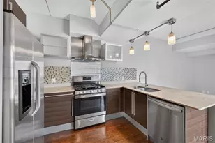 4100 Forest Park Ave, Saint Louis, MO 63108 - Photo 13
