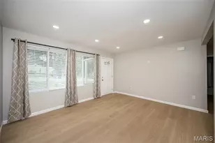 7706 Genesta St, Affton, MO 63123 - Photo 3