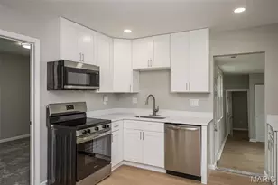 7706 Genesta St, Affton, MO 63123 - Photo 7