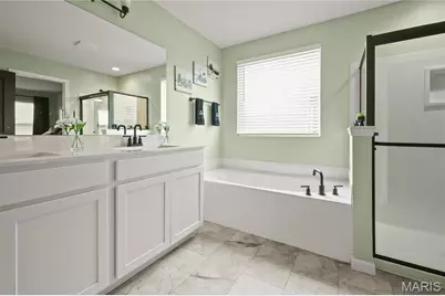 1547 Winding Meadows, Fenton, MO 63026 - Photo 15