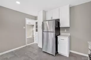 907 Edgar Rd, Webster Groves, MO 63119 - Photo 17