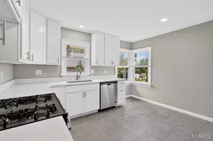 907 Edgar Rd, Webster Groves, MO 63119 - Photo 13