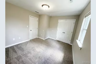 210 W Marvin Avenue, Robertsville, MO 65066 - Photo 5