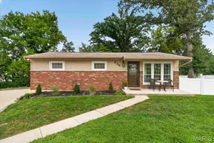 628 Sessions Ave, Saint Louis, MO 63126 - Photo 1