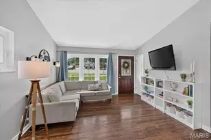 628 Sessions Ave, Saint Louis, MO 63126 - Photo 3
