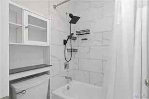 2366 Villager Park Ct, Maryland Heights, MO 63043 - Photo 15