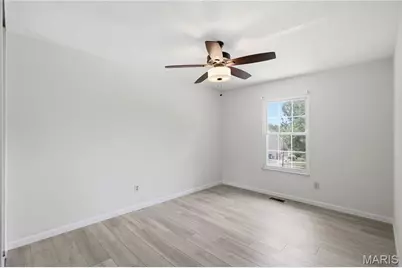 2366 Villager Park Court, Maryland Heights, MO 63043 - Photo 11