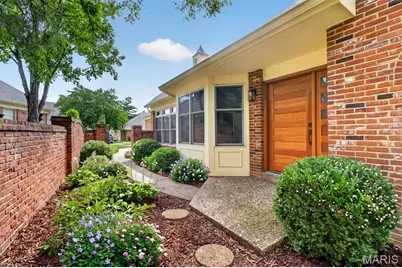 2217 Croydon Walk, Crystal Lake Park, MO 63131 - Photo 1