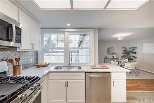 3464 Woodpath Dr, Florissant, MO 63031 - Photo 19