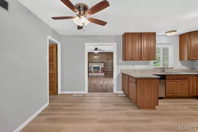 309 Spring Meadows Drive, Manchester, MO 63011 - Photo 9