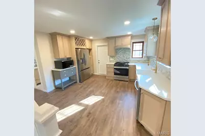 939 Rayburn Avenue, Crestwood, MO 63126 - Photo 15