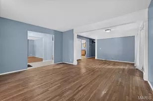 3608 Whispering Woods Dr, Florissant, MO 63031 - Photo 9