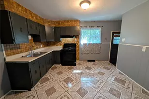 10504 Baron Dr, Castle Point, MO 63136 - Photo 3