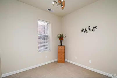 627 Clara Avenue #104, Saint Louis, MO 63112 - Photo 27