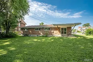 6064 W Cabanne Pl, Saint Louis, MO 63112 - Photo 29