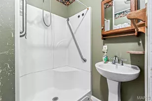 418 W College St, Farmington, MO 63640 - Photo 13