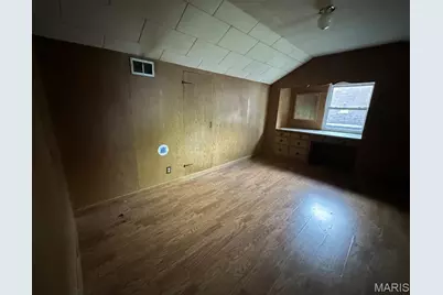 6908 Ira Avenue, Saint Louis, MO 63121 - Photo 11
