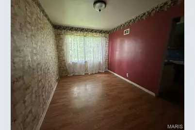 6908 Ira Avenue, Saint Louis, MO 63121 - Photo 9