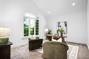 12854 Goodson Rd, Saint Louis, MO 63131 - Photo 5