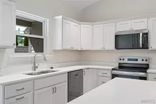 131 Stone Ledge Dr, Saint Clair, MO 63077 - Photo 13