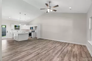 131 Stone Ledge Dr, Saint Clair, MO 63077 - Photo 7