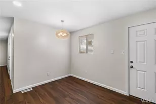 2554 Ada Ave, Jennings, MO 63136 - Photo 9