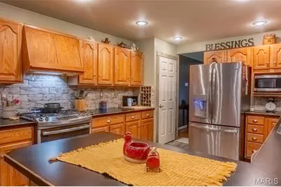 98 Wooden Nickel Drive, Foley, MO 63347 - Photo 5