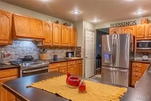 98 Wooden Nickel Dr, Foley, MO 63347 - Photo 5