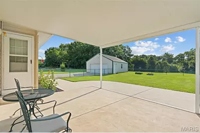 4944 Walnut Grove Drive, Villa Ridge, MO 63089 - Photo 5