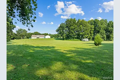 4944 Walnut Grove Drive, Villa Ridge, MO 63089 - Photo 11