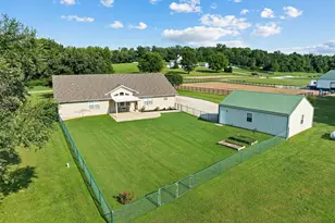 4944 Walnut Grove Dr, Villa Ridge, MO 63089 - Photo 9