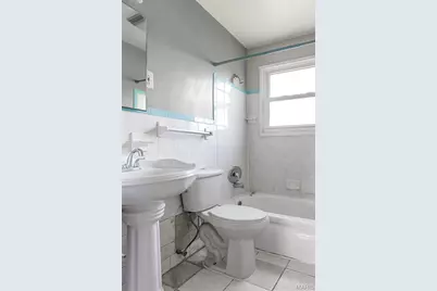 3619 W Steins Street, Saint Louis, MO 63116 - Photo 9