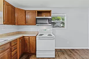 121 Chestnut St, Festus, MO 63028 - Photo 15