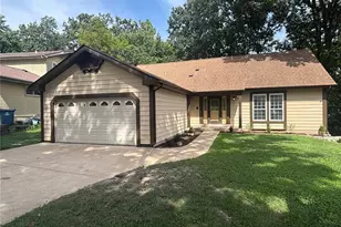 754 Carman Woods Dr, Manchester, MO 63021 - Photo 45