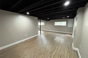 754 Carman Woods Dr, Manchester, MO 63021 - Photo 35