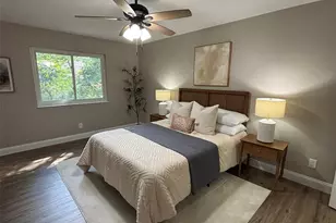 754 Carman Woods Dr, Manchester, MO 63021 - Photo 5