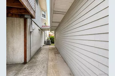 320 N 11th St, De Soto, MO 63020 - Photo 35