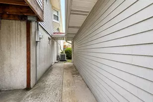 320 N 11th St, De Soto, MO 63020 - Photo 35