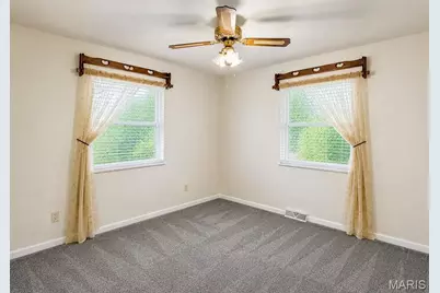 320 N 11th St, De Soto, MO 63020 - Photo 21