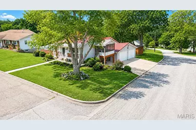 320 N 11th St, De Soto, MO 63020 - Photo 7