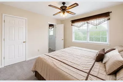 320 N 11th St, De Soto, MO 63020 - Photo 17