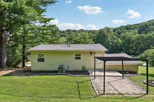 2101 Linnus Dr, High Ridge, MO 63049 - Photo 33