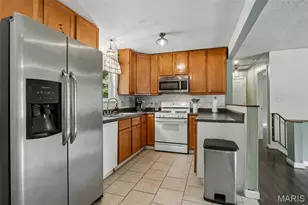 2101 Linnus Dr, High Ridge, MO 63049 - Photo 9
