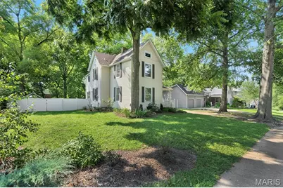 419 S Van Buren Avenue, Kirkwood, MO 63122 - Photo 3